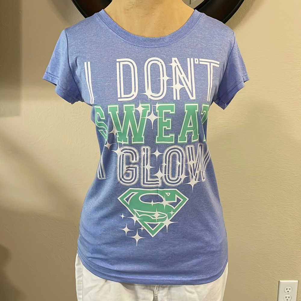 I don’t sweat I glow Superman tee shirt